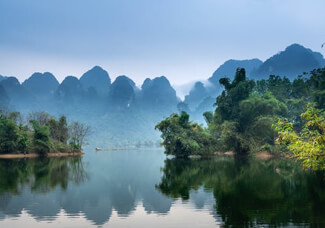 兴业信息咨询服务，专业与未来相遇，助力您的成功